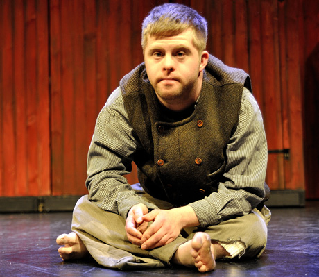 malakias_sitter malakias_sitter